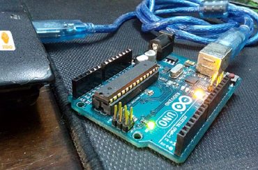 Kết nối Arduino với máy tính